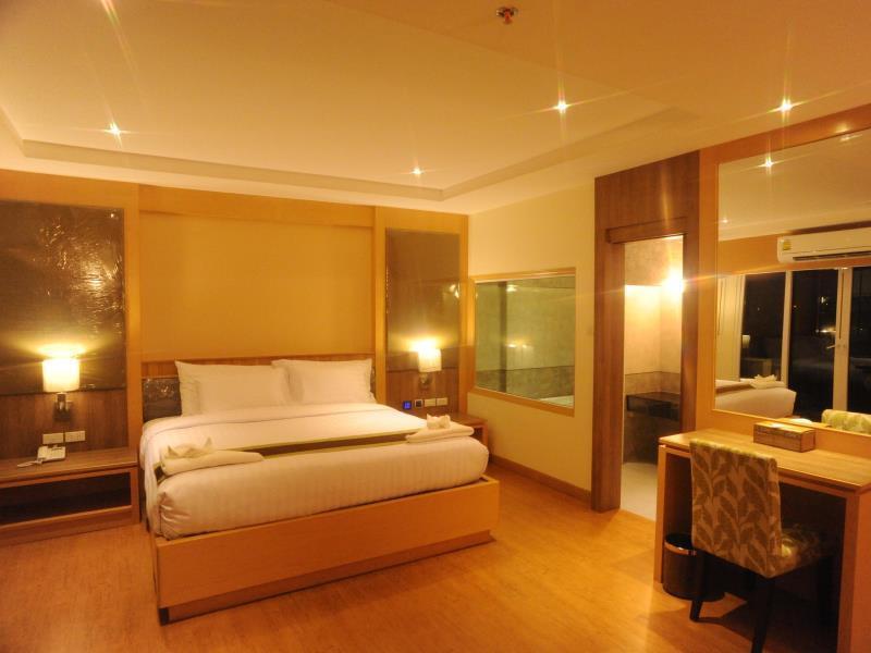 Kitlada Hotel Udonthani Екстериор снимка