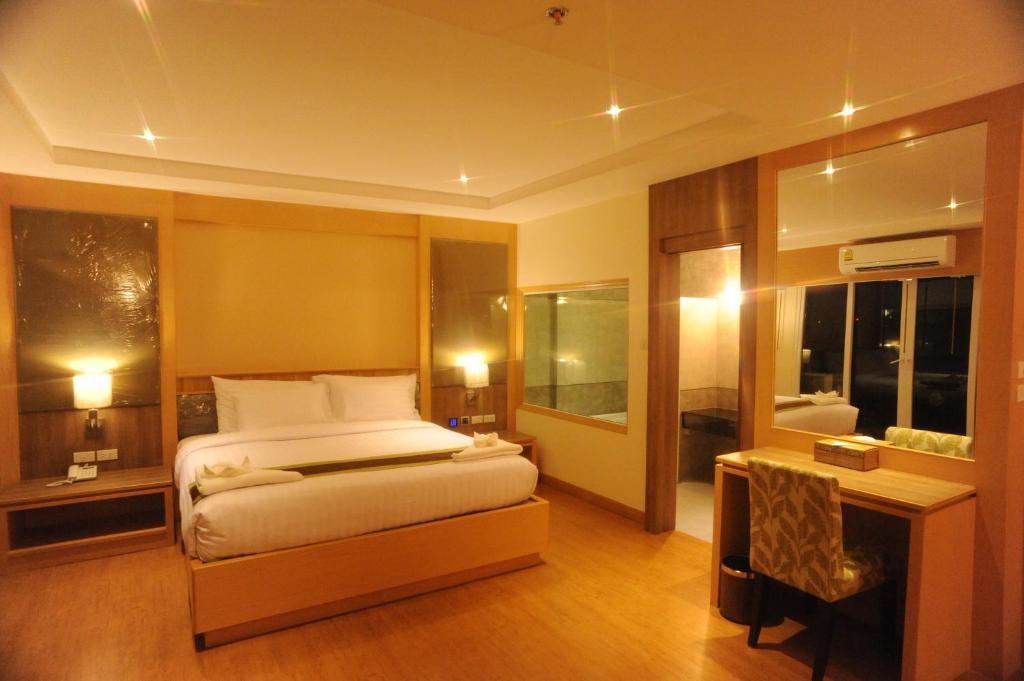 Kitlada Hotel Udonthani Стая снимка