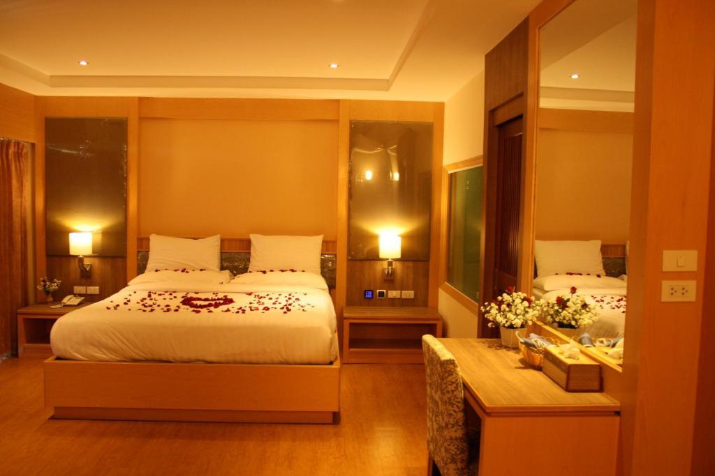 Kitlada Hotel Udonthani Стая снимка