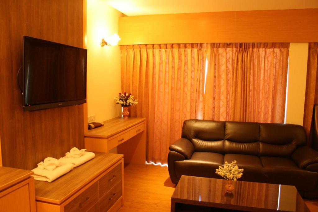 Kitlada Hotel Udonthani Екстериор снимка