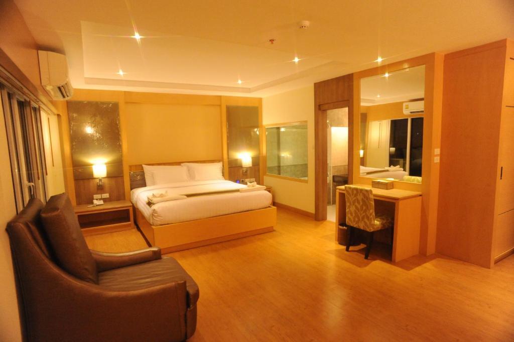 Kitlada Hotel Udonthani Екстериор снимка
