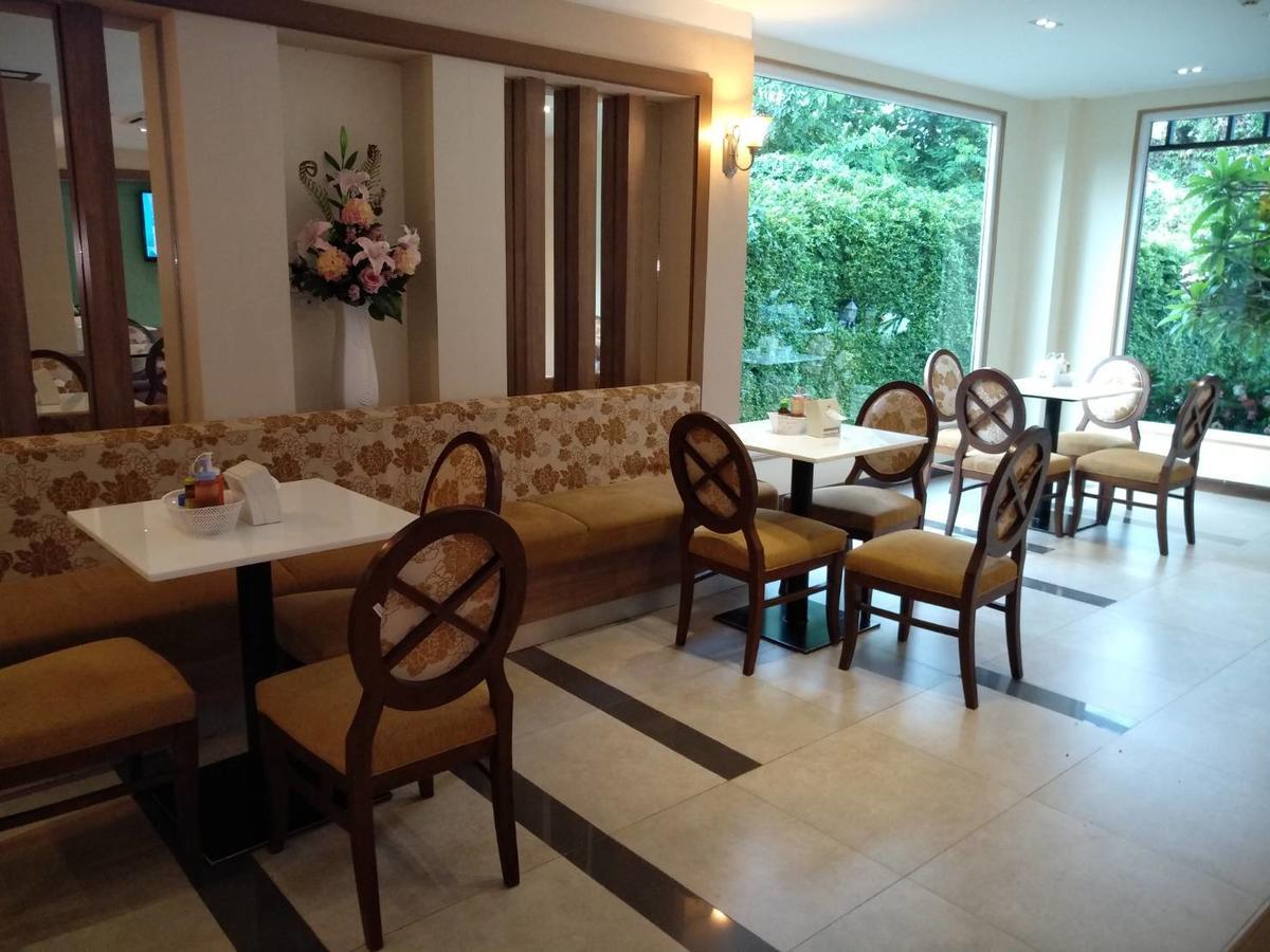 Kitlada Hotel Udonthani Екстериор снимка