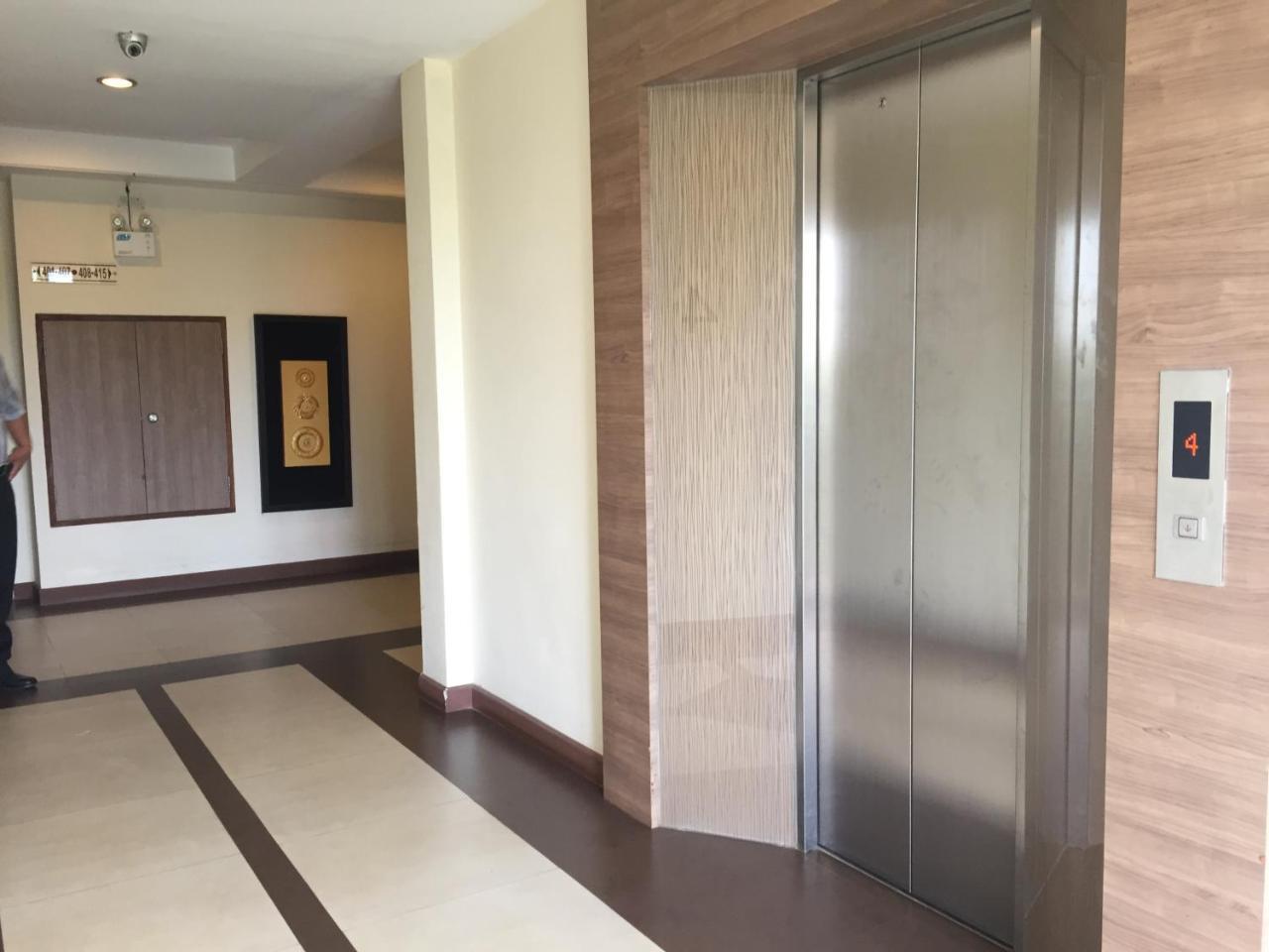 Kitlada Hotel Udonthani Екстериор снимка