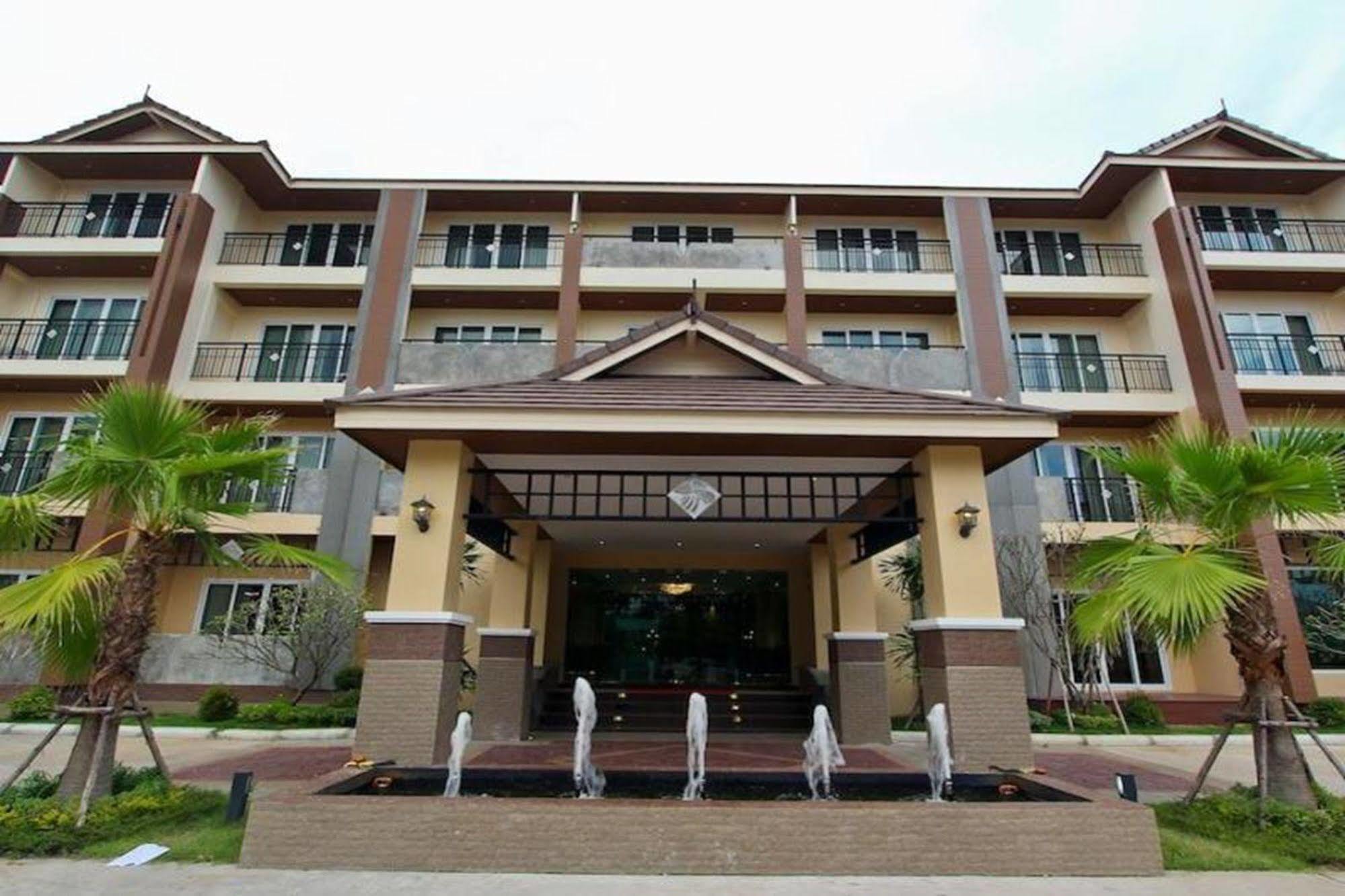 Kitlada Hotel Udonthani Екстериор снимка